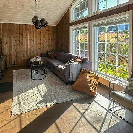 Mountain With Panoramic Views In Sjusjoen