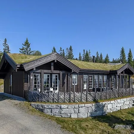 Mountain With Panoramic Views In Feriehus Sjusjoen