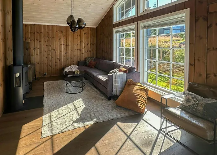 Mountain With Panoramic Views In Sjusjoen
